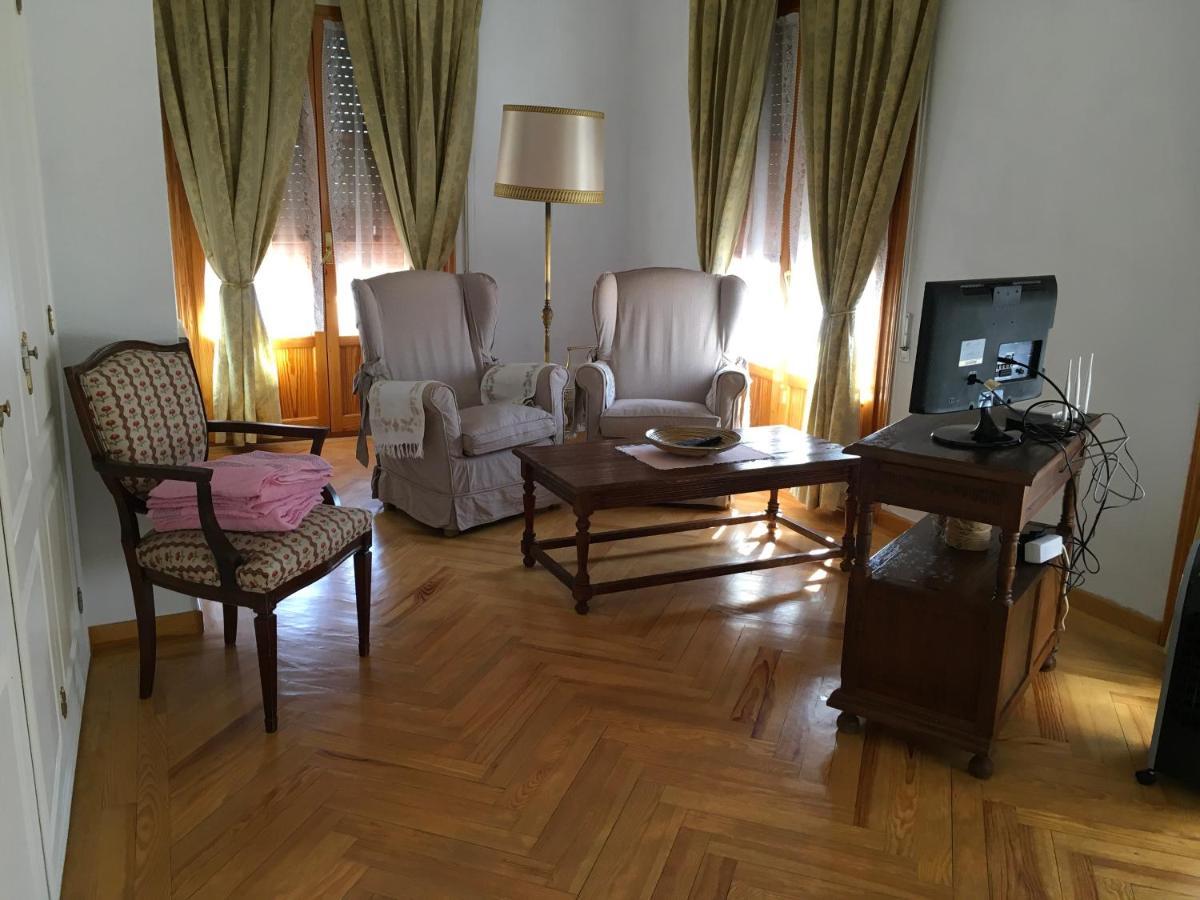 Casa Rural Casa Maria Camunas エクステリア 写真